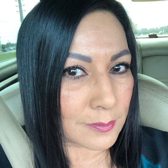 Meet your Posher, Fabby - Picture 2 of 2